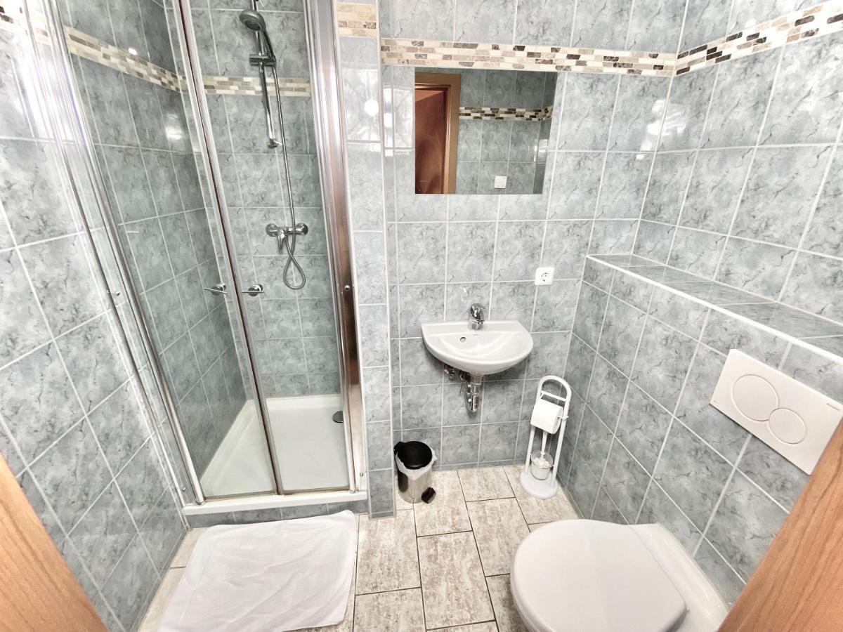 Pension Laurent Ranch Gottfrieding ภายนอก รูปภาพ